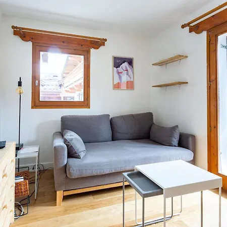 شقة Very Bright Cocoon With Balcony Near The Slopes *