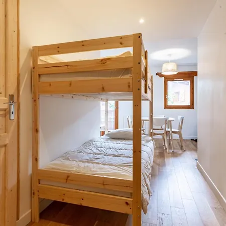 شقة Very Bright Cocoon With Balcony Near The Slopes *