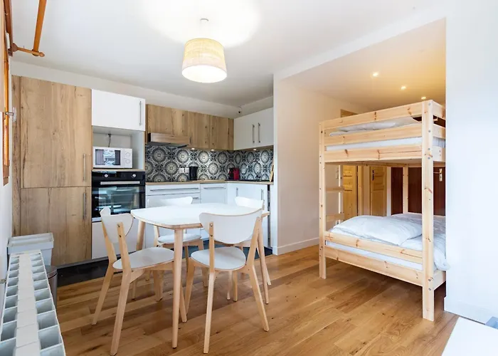 شقة Very Bright Cocoon With Balcony Near The Slopes كورشوفيل