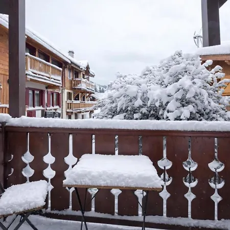 شقة Very Bright Cocoon With Balcony Near The Slopes *